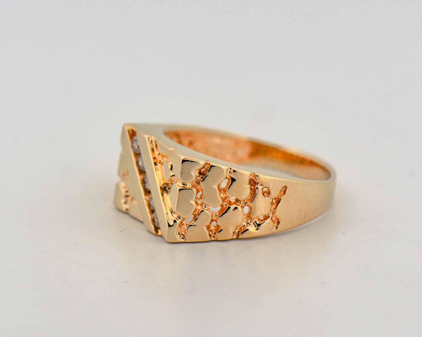 Vintage Gents Gold Nugget Ring with Diamonds