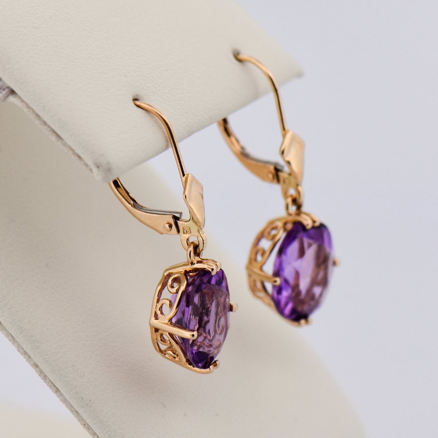 Oval Amethyst Drop Earrings in 14k Yellow Gold
