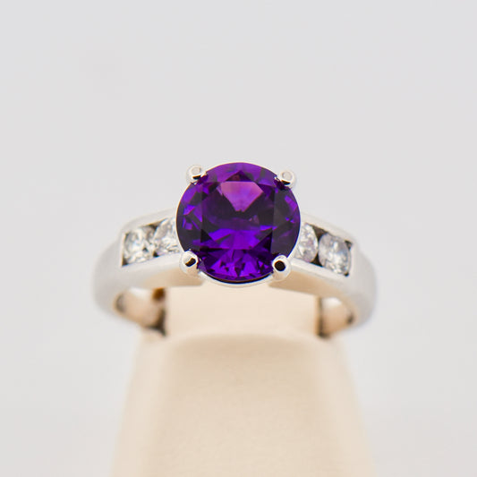 Fine Quality Round Amethyst Engagement Ring