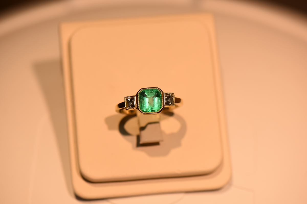 Antique Colombian Emerald & Diamond Three-Stone Bezel Set Ring