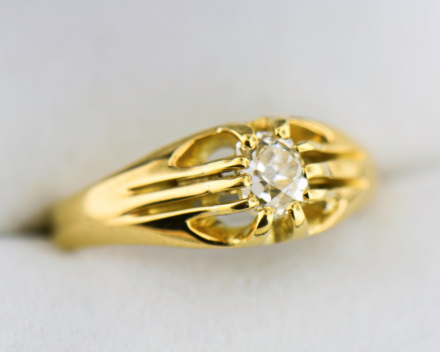 Victorian Old Mine Cut Diamond Belcher Ring 18k