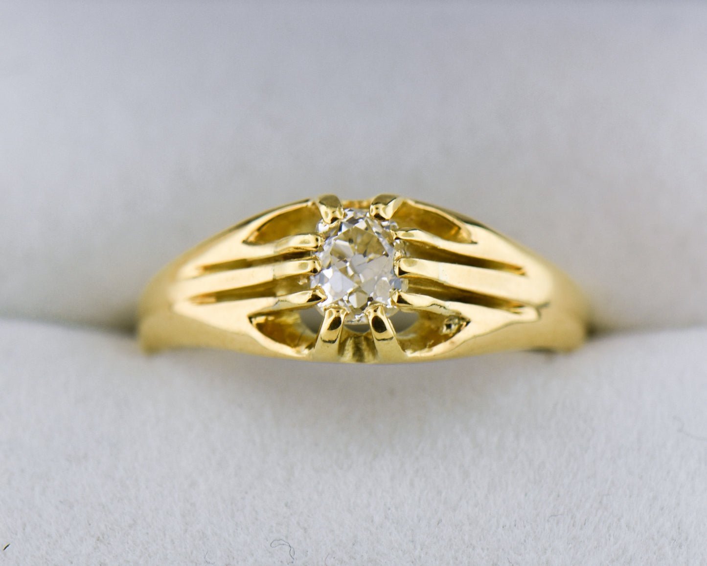 Victorian Old Mine Cut Diamond Belcher Ring 18k