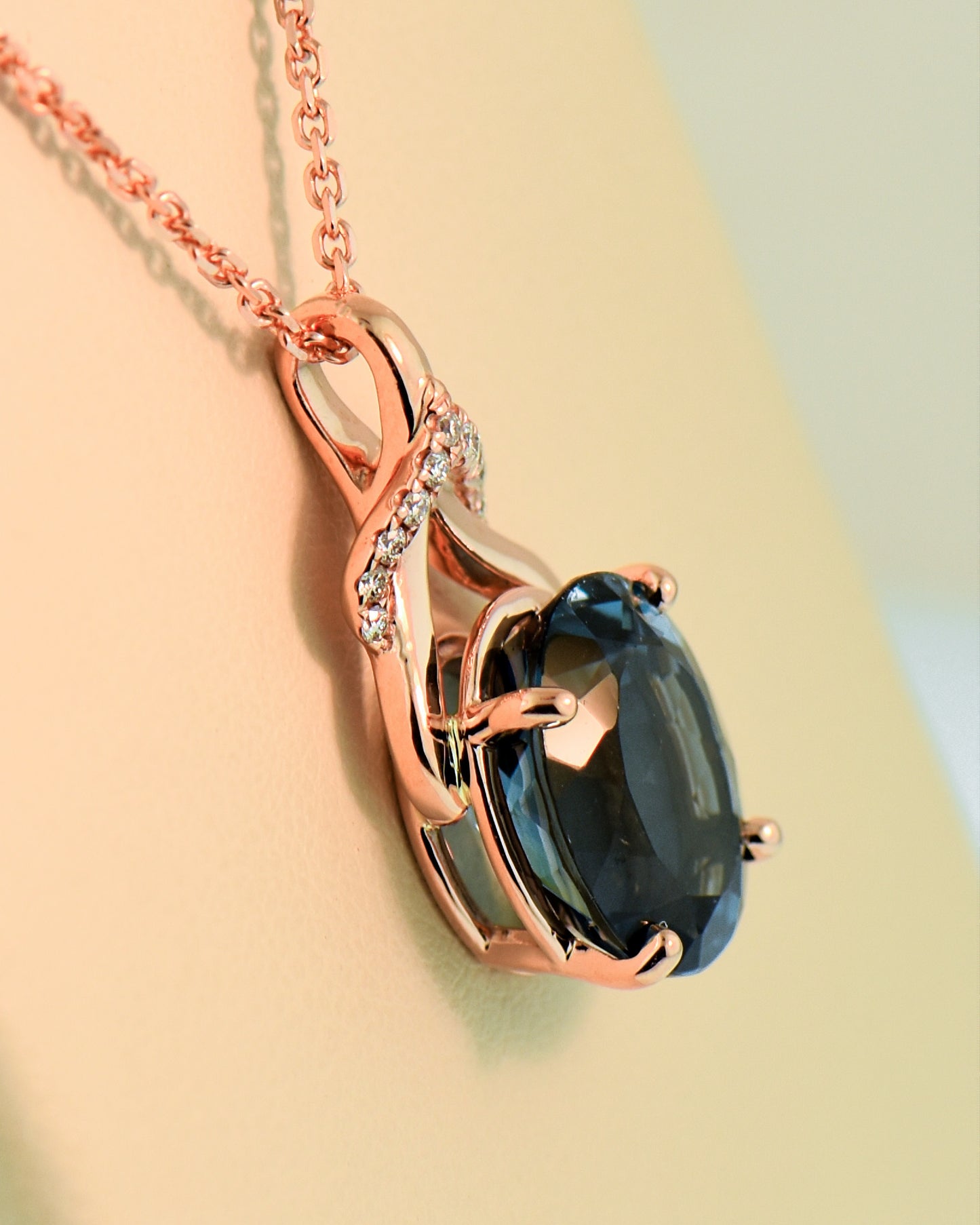 Rose Gold Pendant Set with Grey-Blue London Blue Topaz