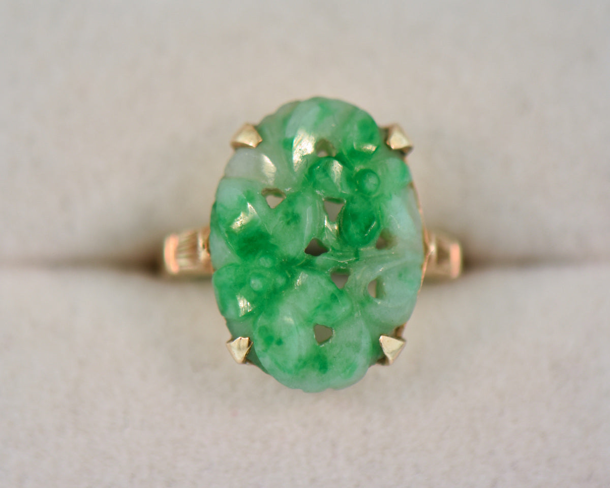 Art Deco Carved Green Jadeite Jade Ring
