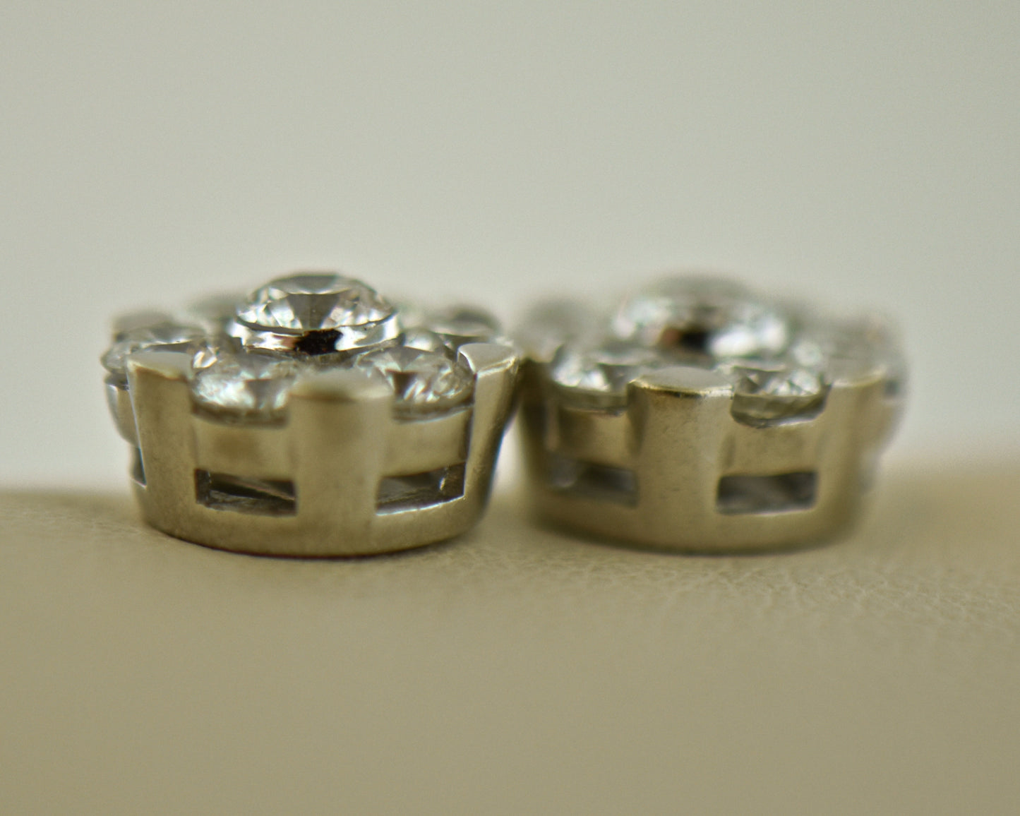 Estate Effy VS Diamond Cluster Stud Earrings