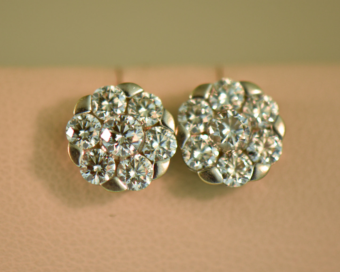 Estate Effy VS Diamond Cluster Stud Earrings
