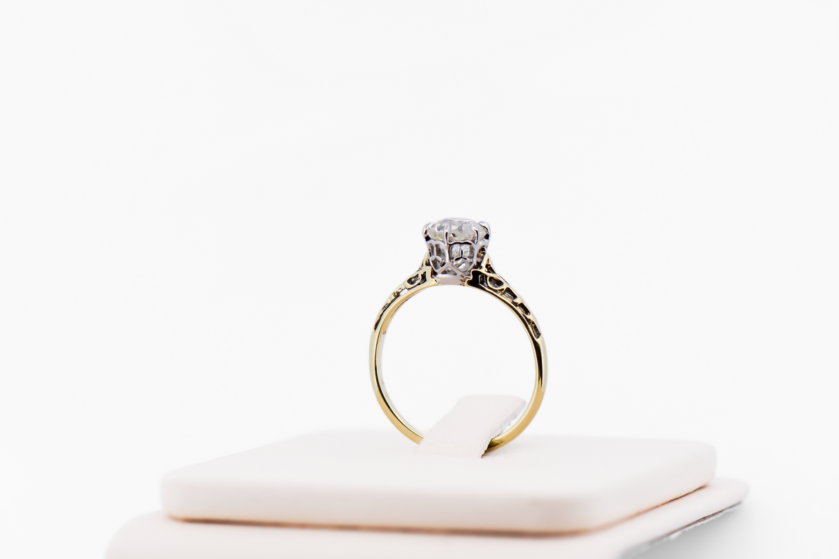 Fabulous 1ct Antique Old Mine Cut Diamond Engagement Ring in Yellow Gold Filigree