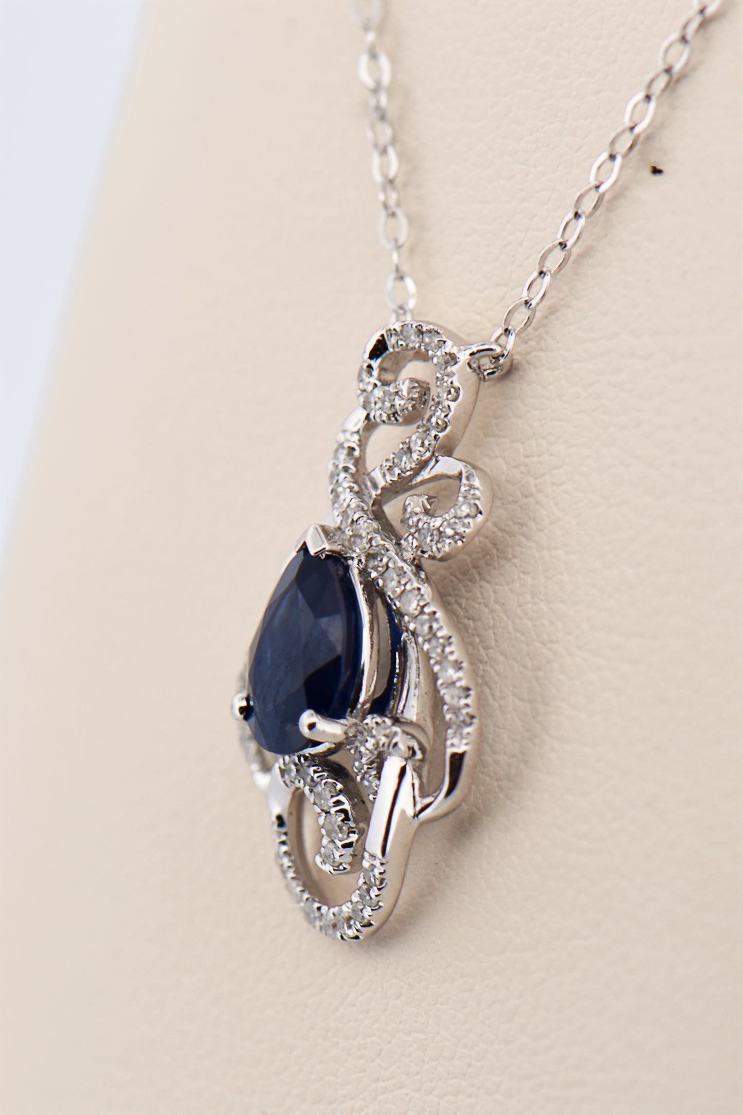 Flowy White Gold Sapphire & Diamond Necklace