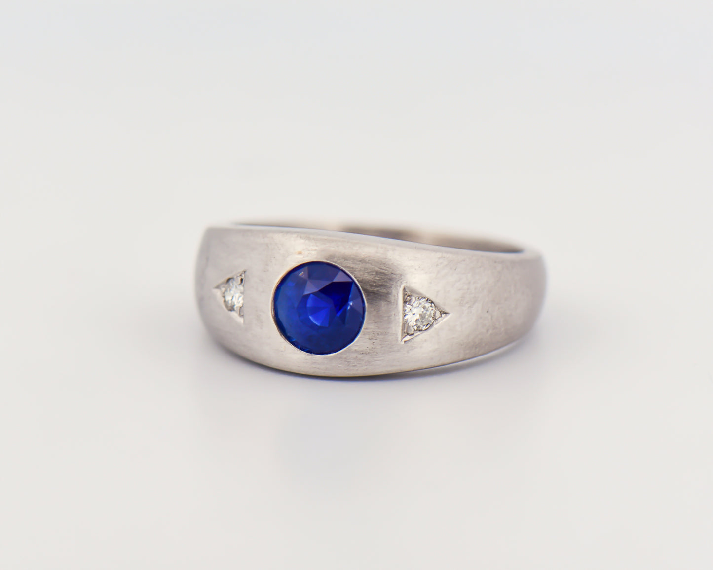 Gent's Blue Sapphire and Diamond Ring