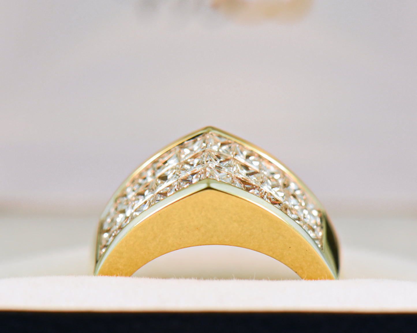 Invisiset Princess Cut Diamond Band in Heavy 18k Gold