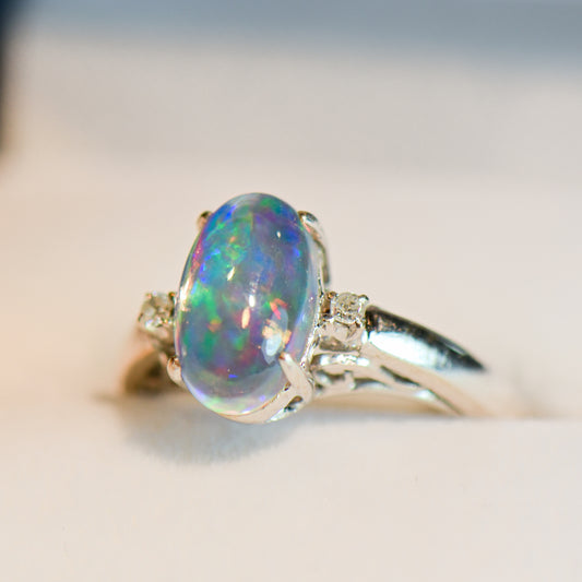 Estate Mexican Contra Luz Jelly Opal & Diamond Ring