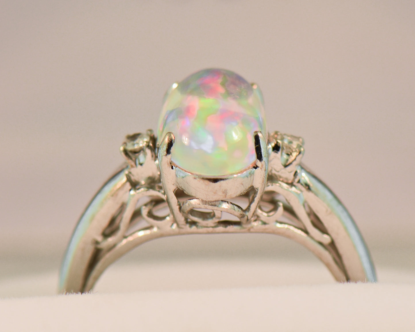 Estate Mexican Contra Luz Jelly Opal & Diamond Ring