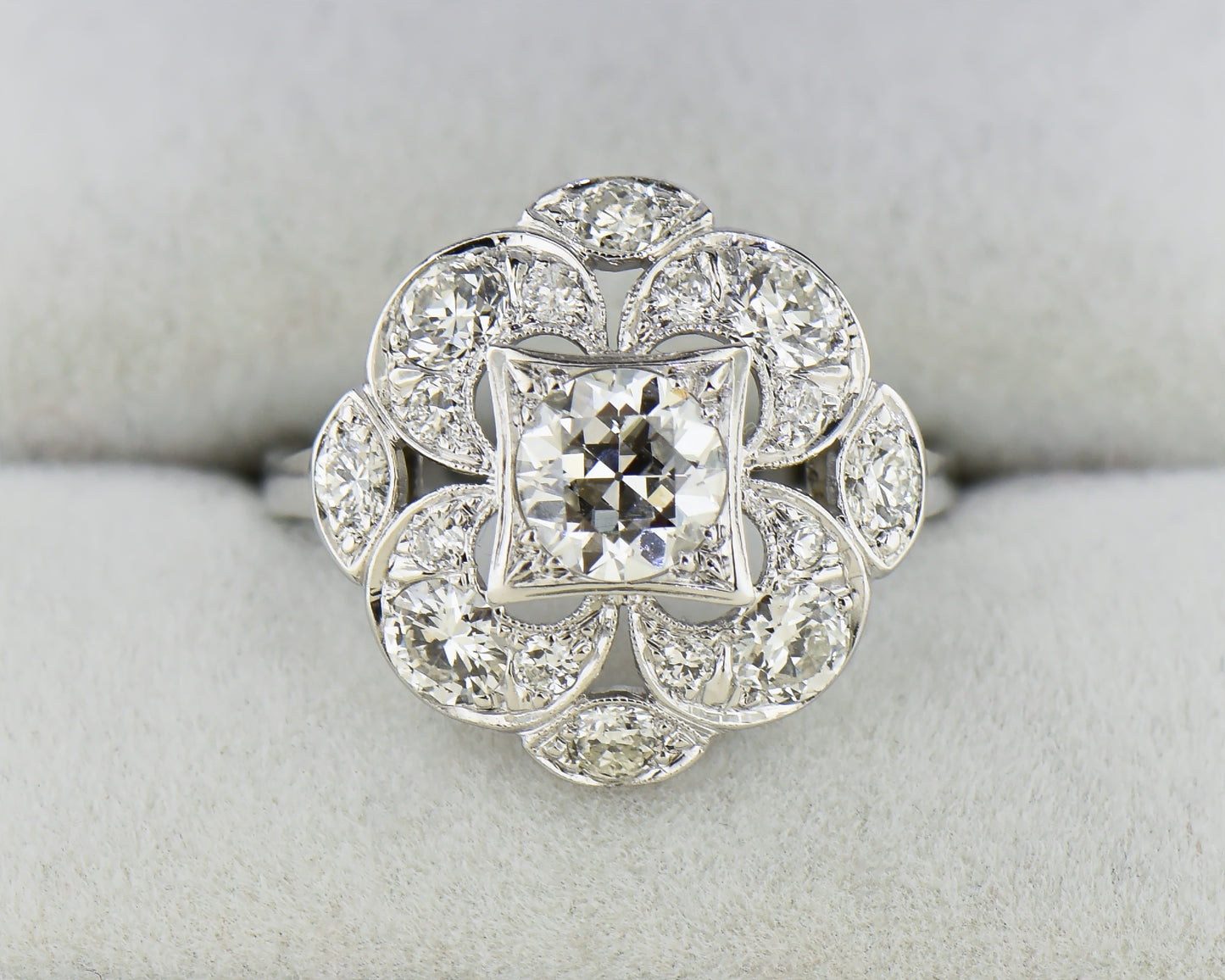 Late Art Deco White Gold & Diamond Quatrefoil Ring