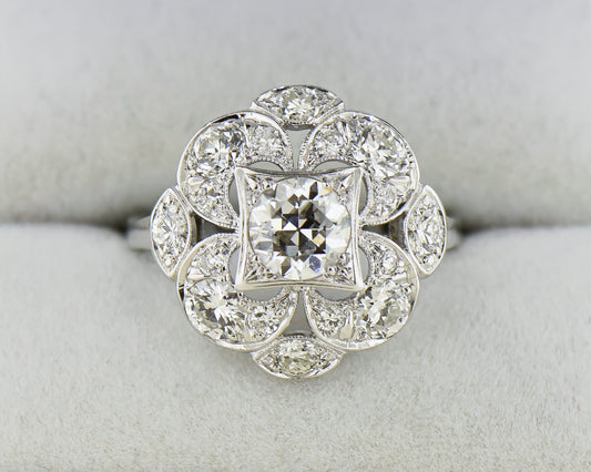 Late Art Deco White Gold & Diamond Quatrefoil Ring