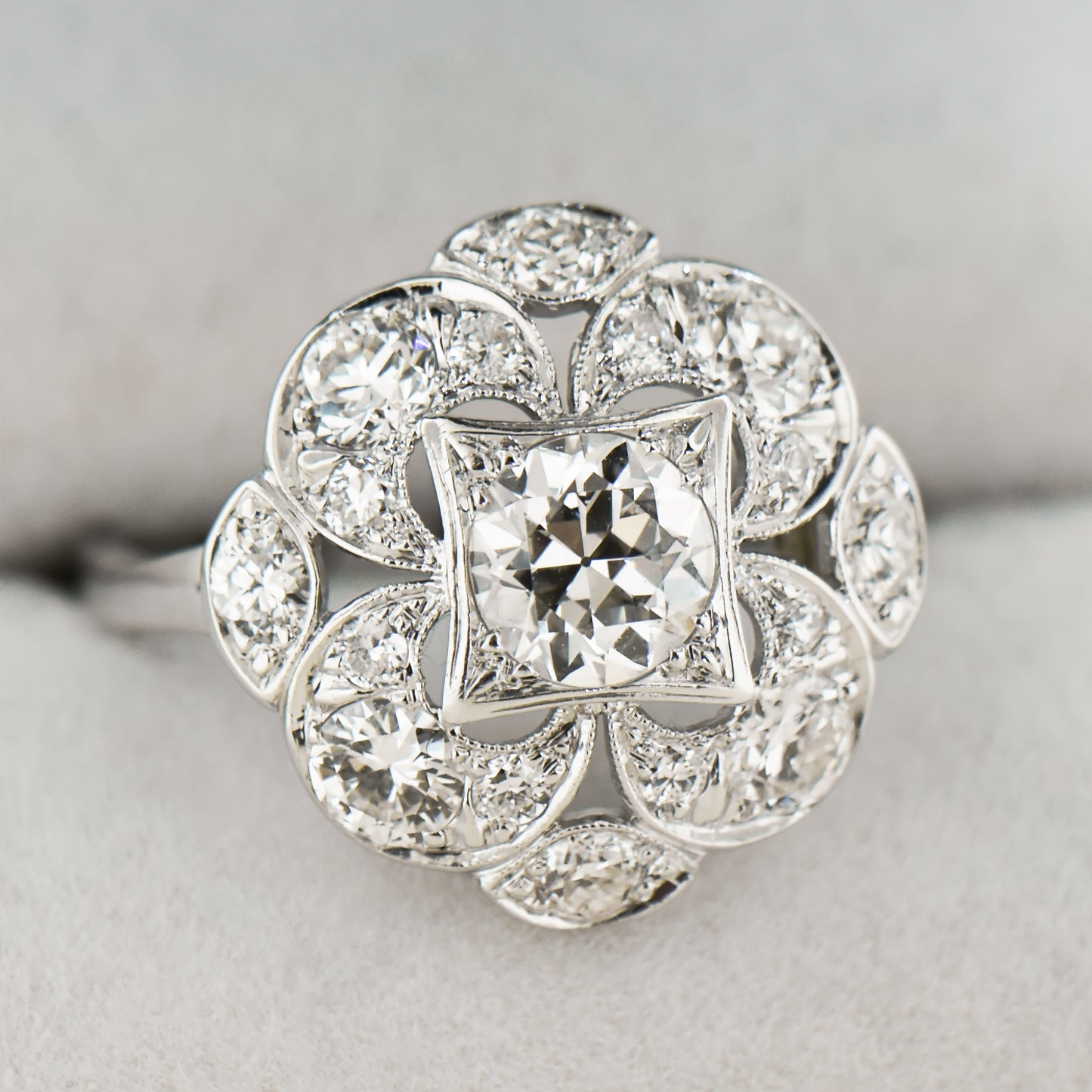Late Art Deco White Gold & Diamond Quatrefoil Ring
