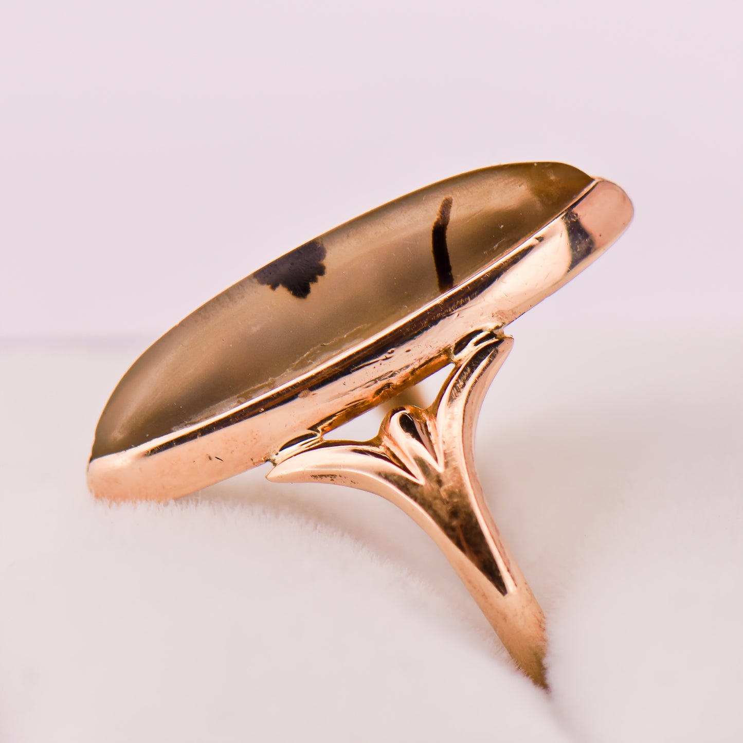 Antique Rose Gold Ring with Marquise Agate