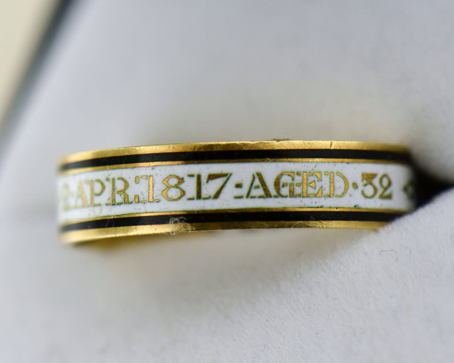Georgian "Memento Mori" Enameled Gold Mourning Ring