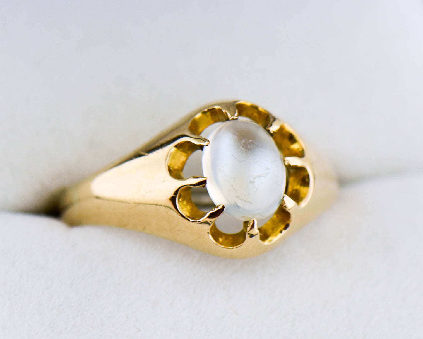 Antique Moonstone & Gold Belcher Ring