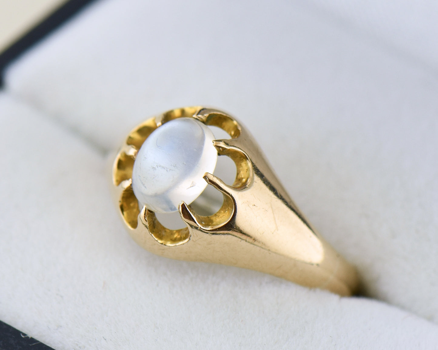 Antique Moonstone & Gold Belcher Ring