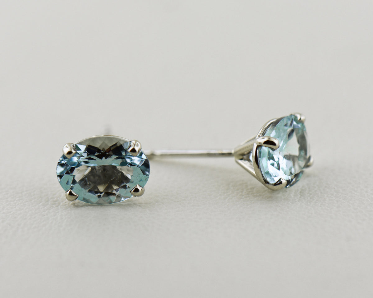 Oval Aquamarine Studs in White Gold