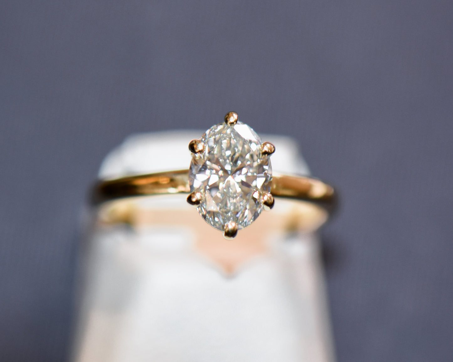 Oval Diamond Solitaire Ring in 18k Yellow Gold