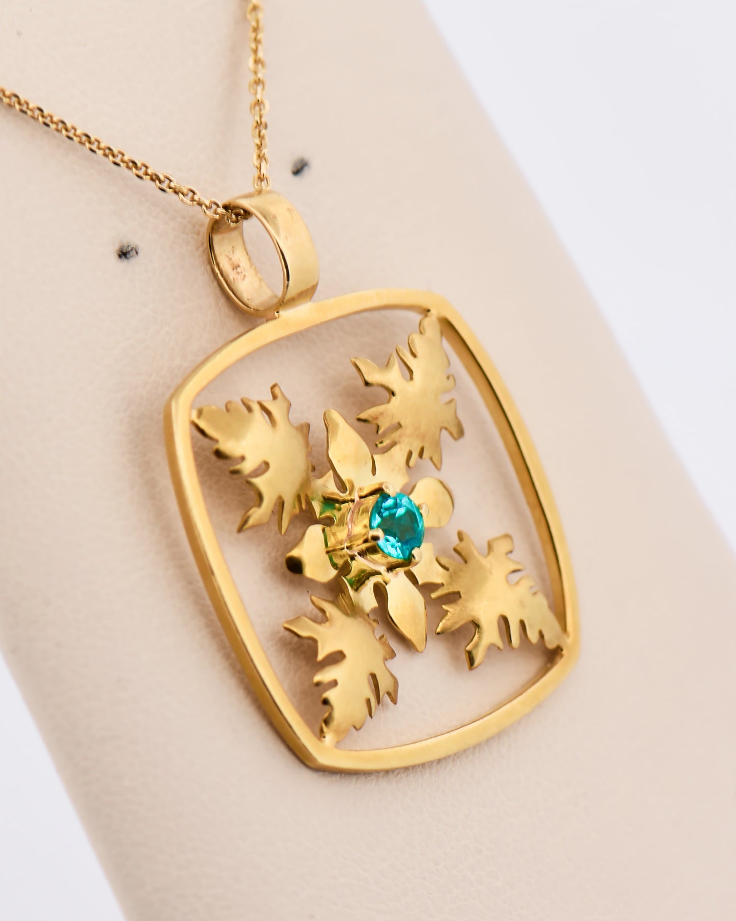 Floral Paraiba Tourmaline Pendant in 18k Yellow Gold