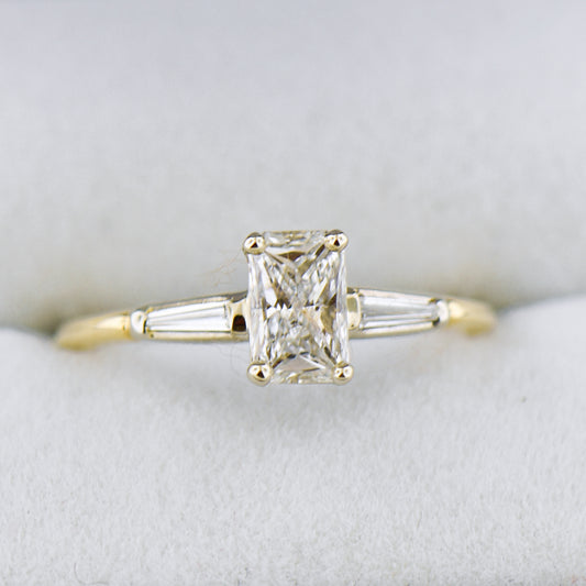 Classic Engagement Ring with Radiant Cut & Baguette Diamonds