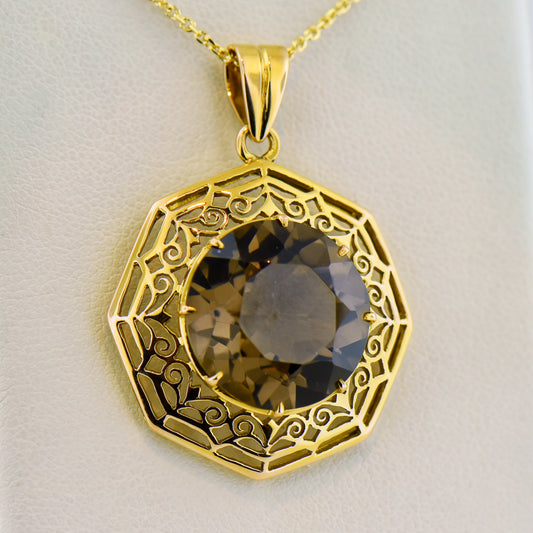 Vintage Smokey Quartz Pendant in Yellow Gold