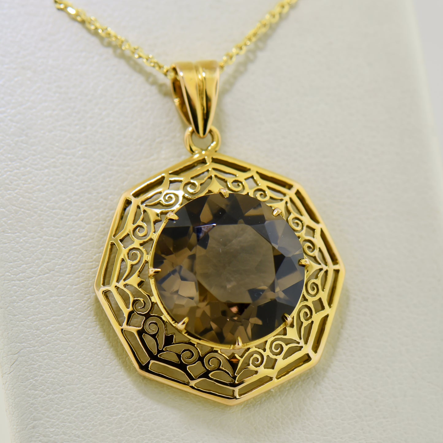 Vintage Smokey Quartz Pendant in Yellow Gold