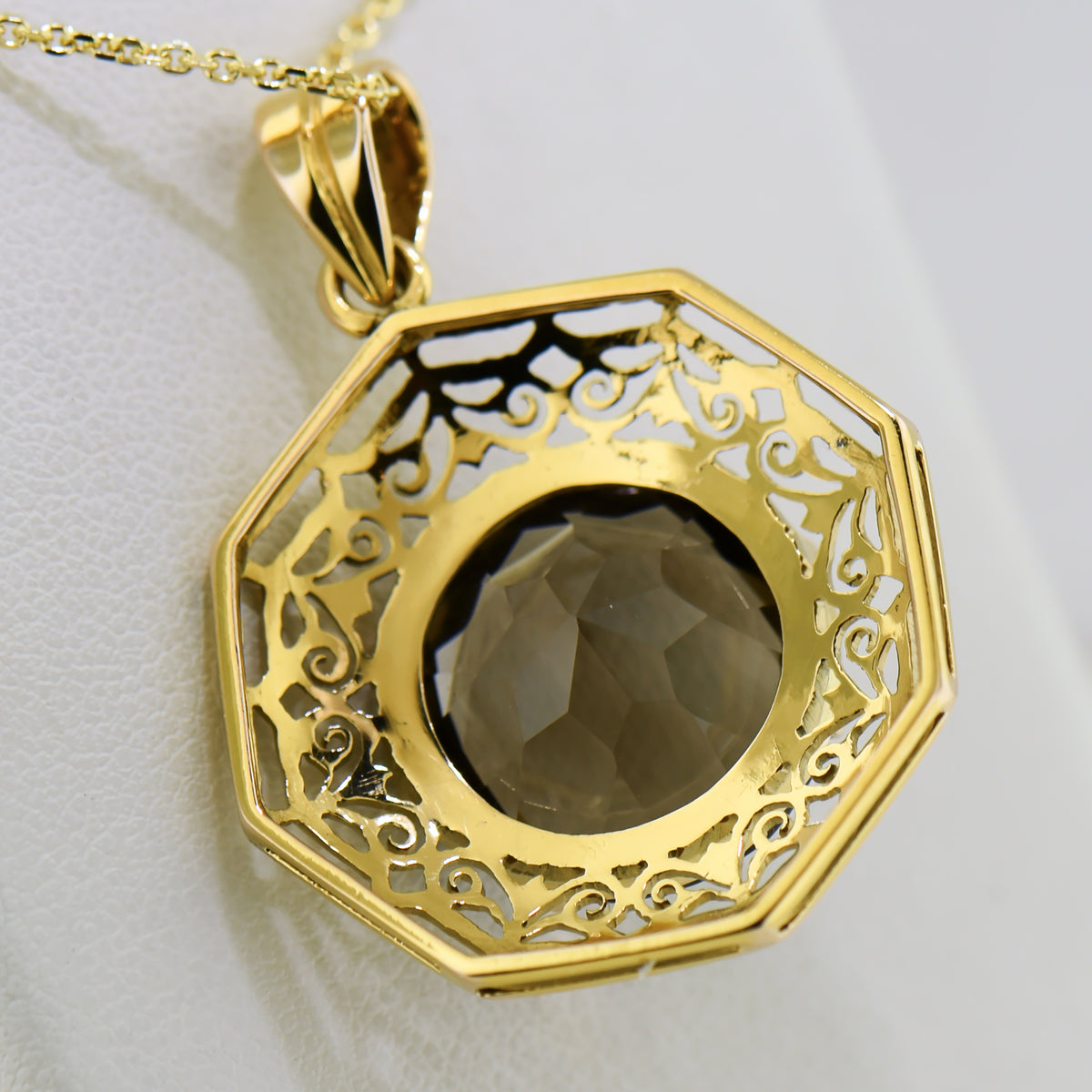 Vintage Smokey Quartz Pendant in Yellow Gold