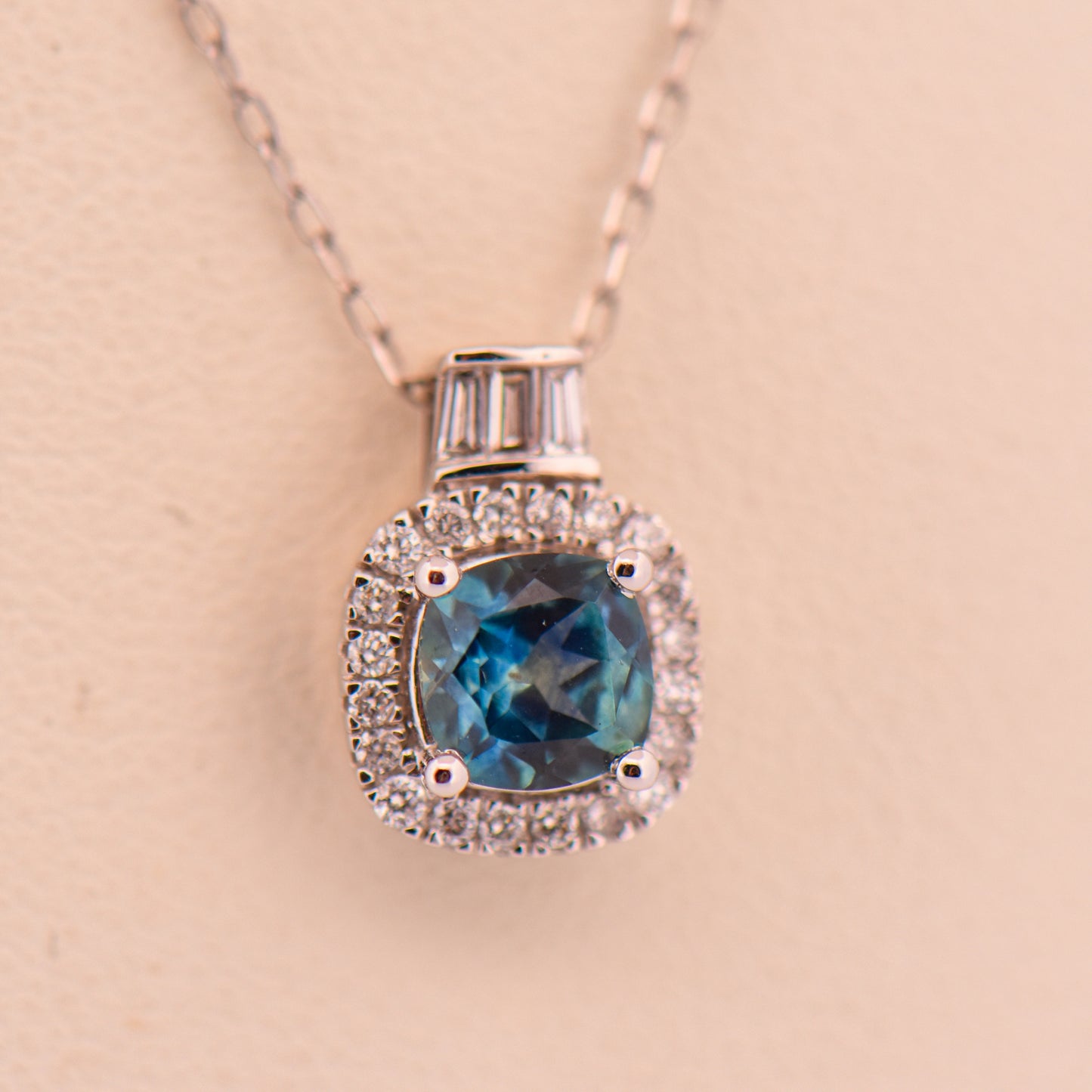 Teal Montana Sapphire Pendant & Earring Set