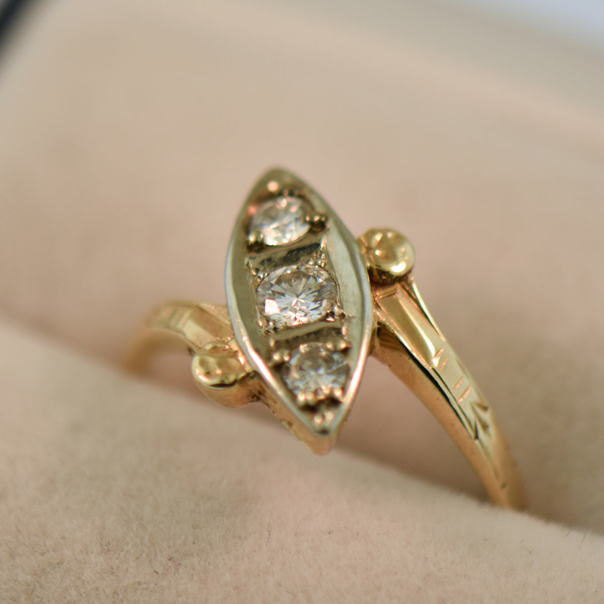 Vintage Diamond Ring 14ktt .40ct si1 i