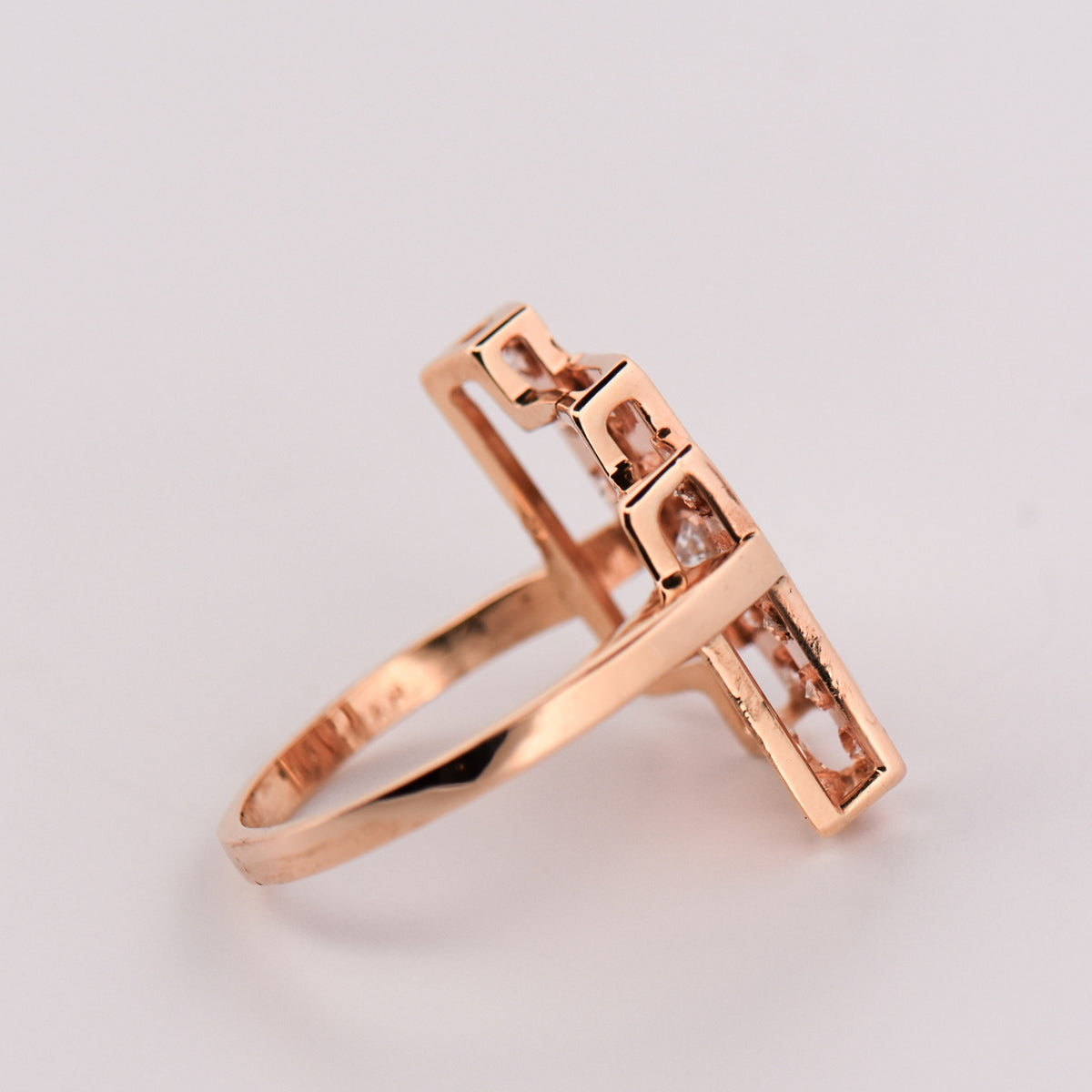 Vintage Stepped Panel Diamond Ring in Yellow Gold