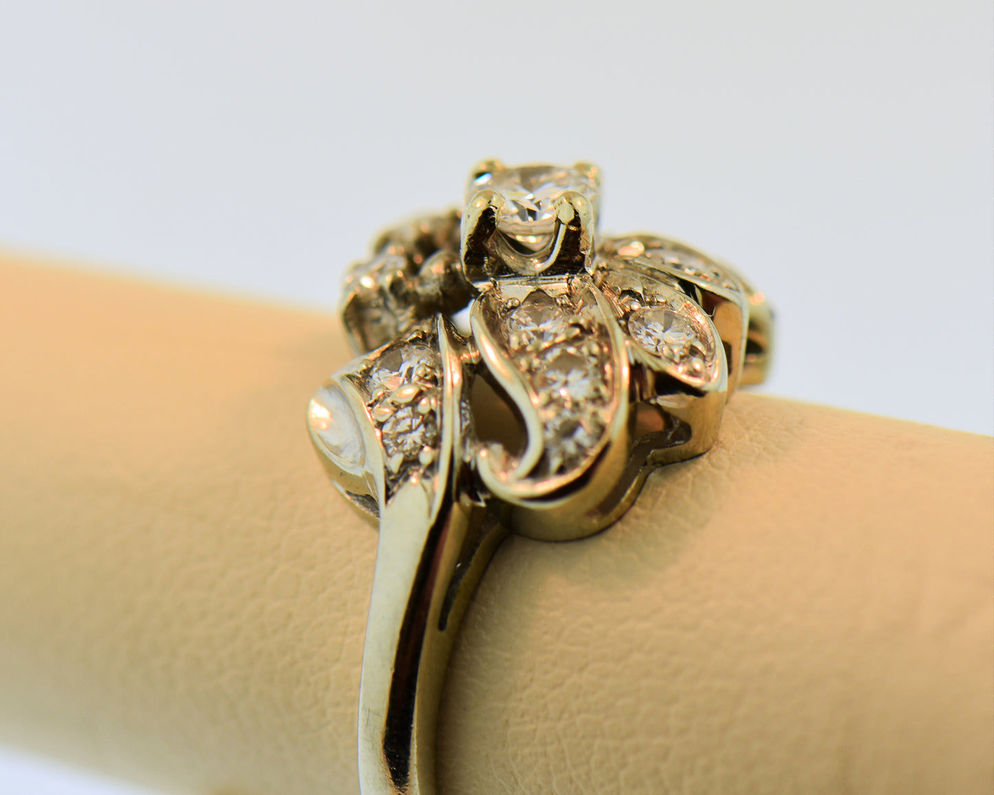 Vintage 1950s 18k Diamond Spray Cluster Ring