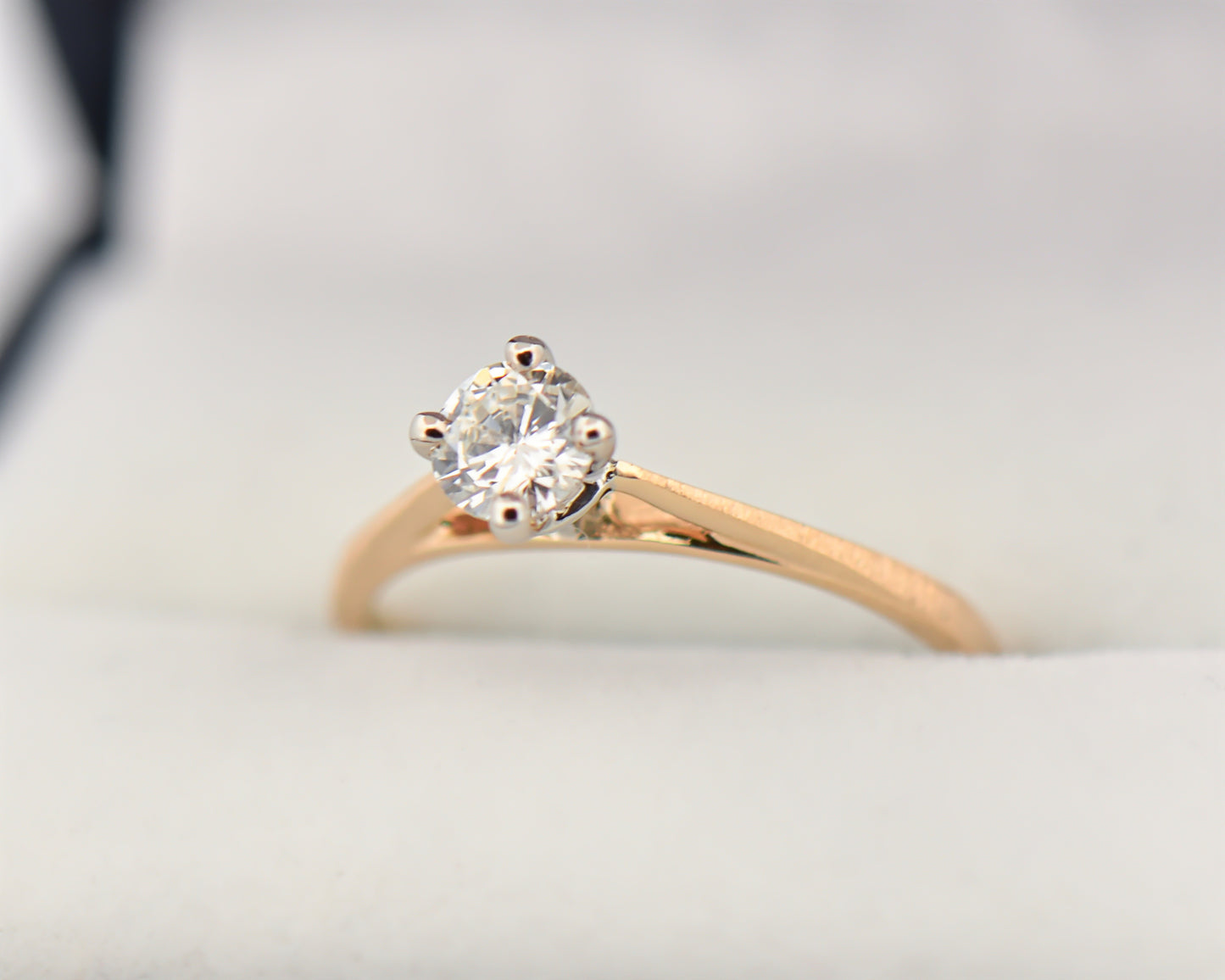 Vintage Diamond Wedding Set in Yellow Gold