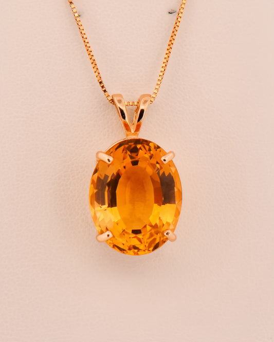 Vintage Oval Citrine Pendant in Yellow Gold