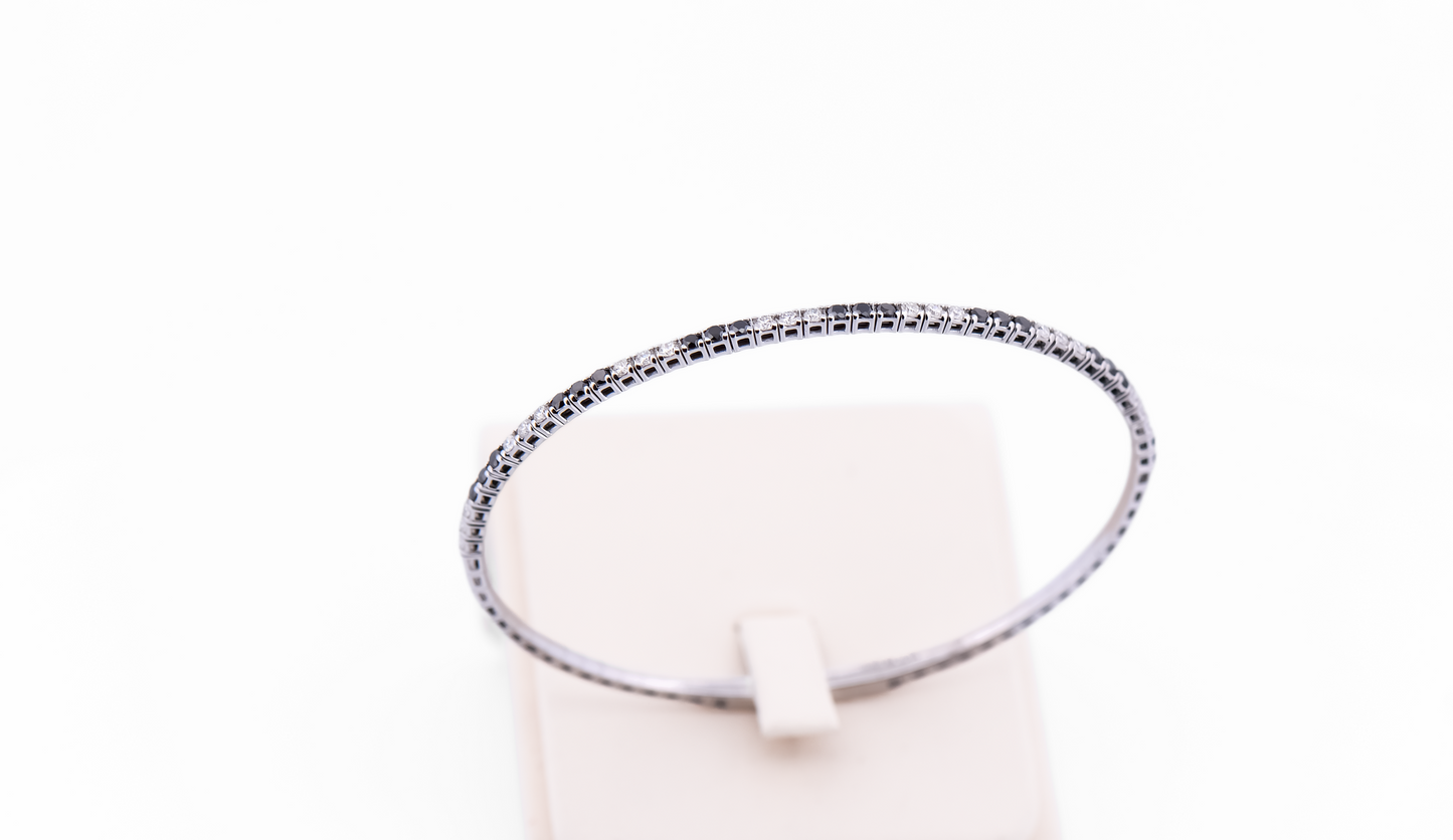 1ctw Black & White Diamond Flexible Bangle Bracelet in White Gold