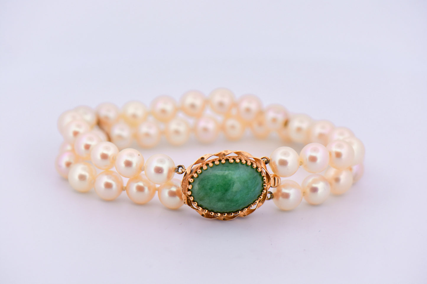 Vintage Akoya Pearl Bracelet with Green Jade Clasp