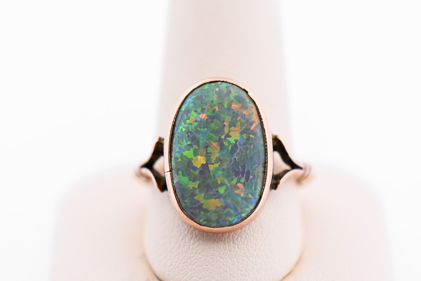 Amazing 9k Rose Gold Ring with Solitaire Puzzle-Pattern Black Opal