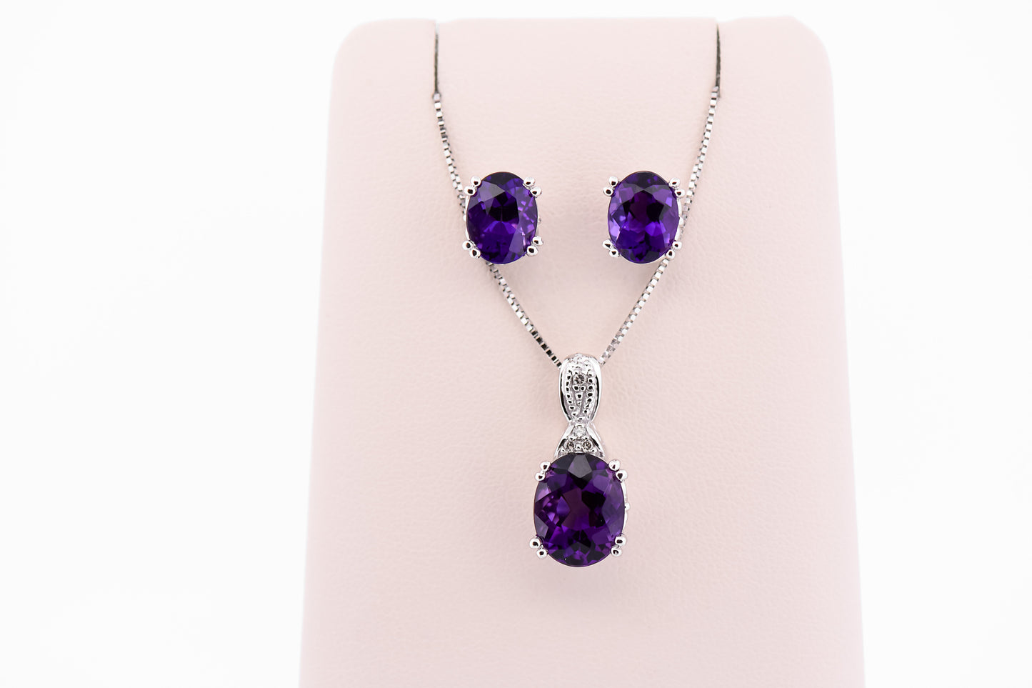 Amazing Dark Purple Amethyst Ring, Pendant & Earring Suite