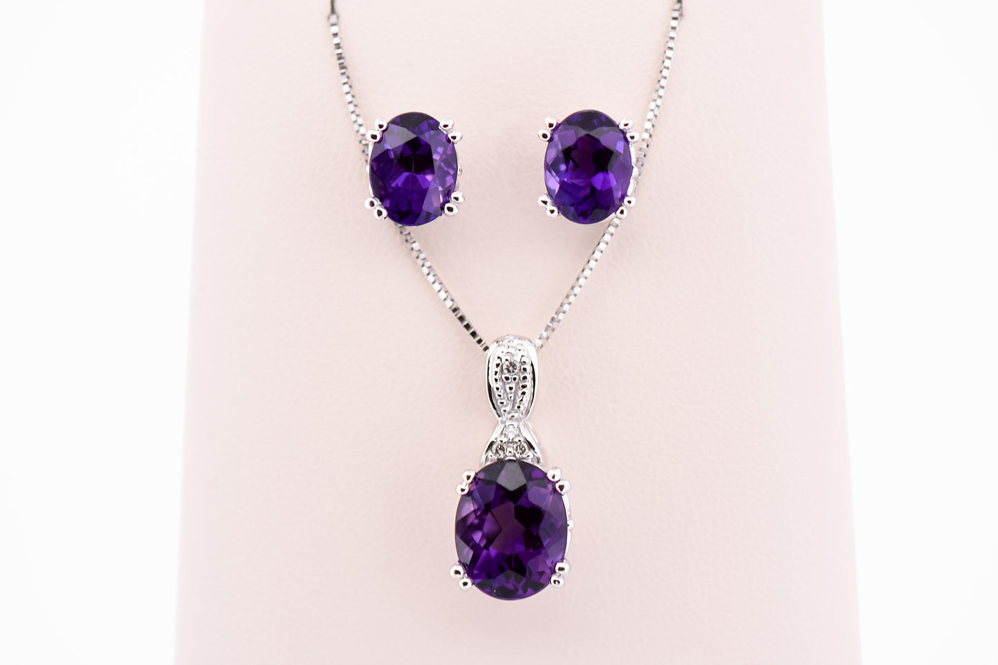 Amazing Dark Purple Amethyst Ring, Pendant & Earring Suite