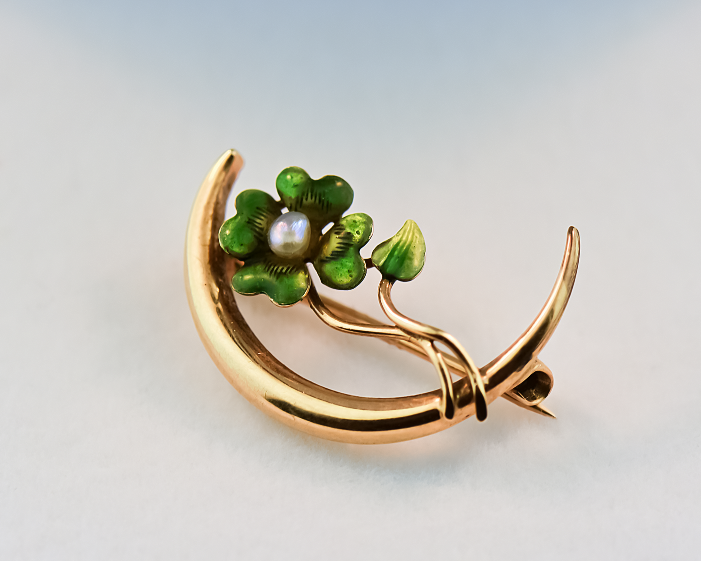 Antique Pearl and Enamel Clover Pin in Yellow Gold