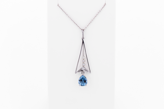 Antique Platinum Lavalier Pendant Top Quality Aquamarine, Diamond & Pearls