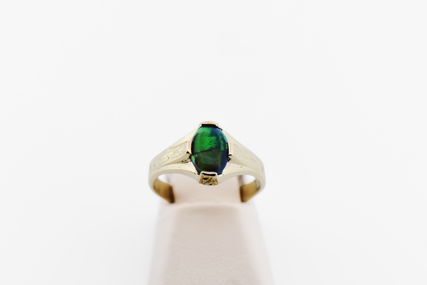 Antique Yellow Gold Solitaire Ring with Harlequin Black Opal