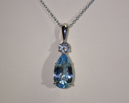 Classic Top Grade Aquamarine & Diamond Pendant