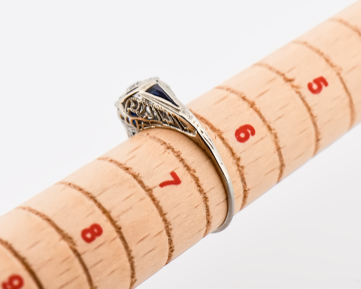 Art Deco Blue Sapphire and Diamond Ring in 18k White Gold