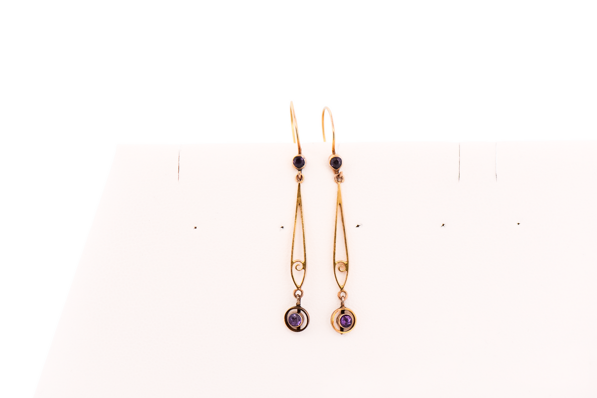 Art Nouveau Amethyst Dangle Earrings in 9k Yellow Gold