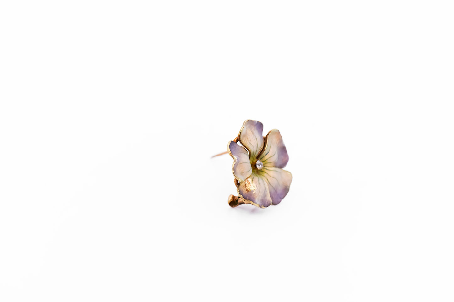 Art Nouveau Dogwood Blossom Brooch in Gold, Enamel & Diamond