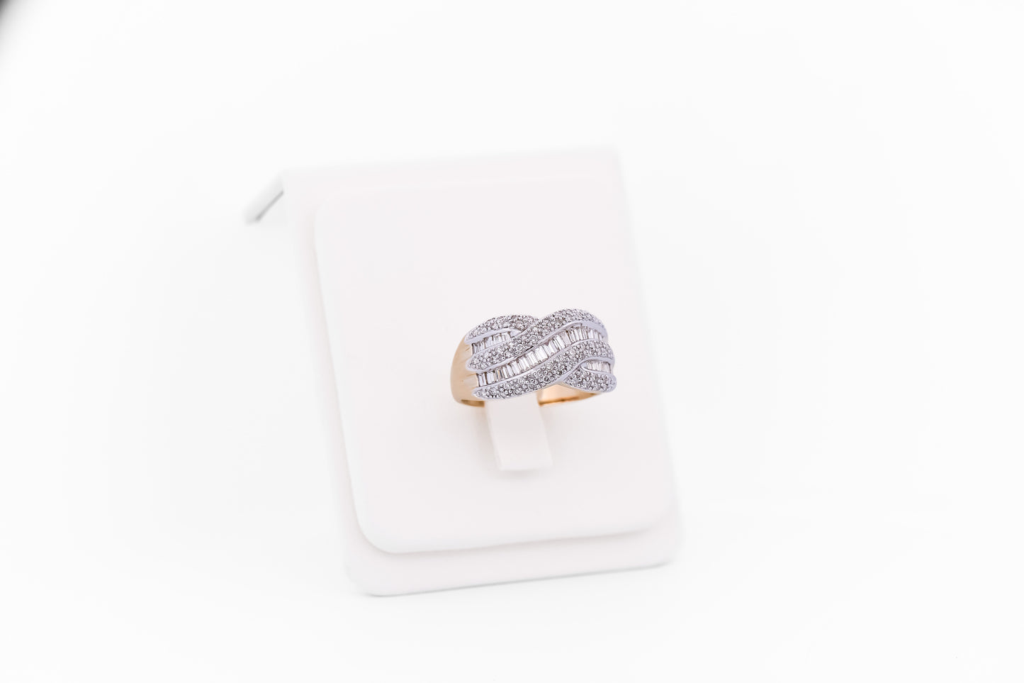 Baguette & Round Diamond Crossover Ring in 14k Two Tone Gold