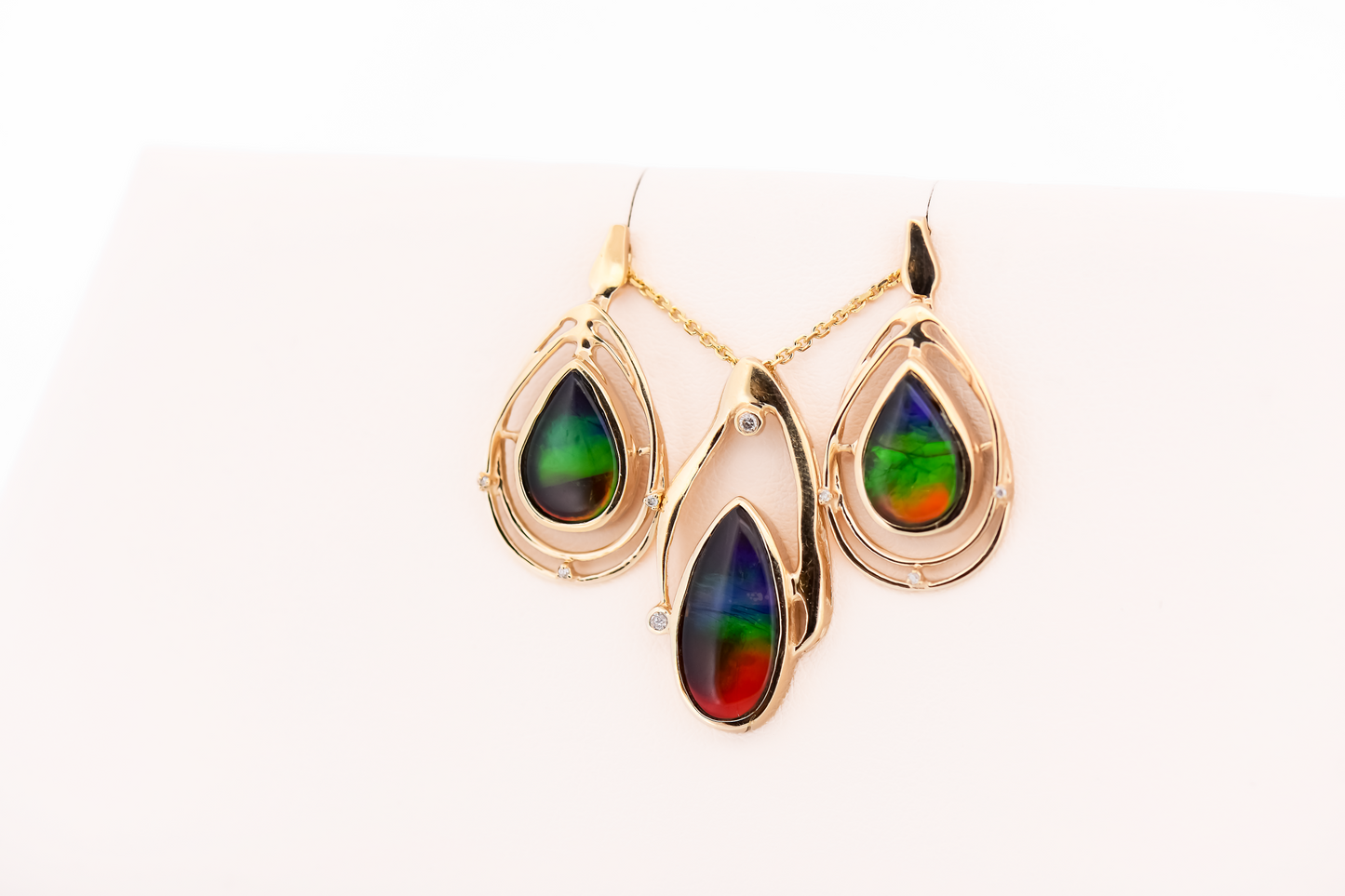 Beautiful Canadian Ammolite Triplet Pendant & Earring Set in 14k Yellow Gold